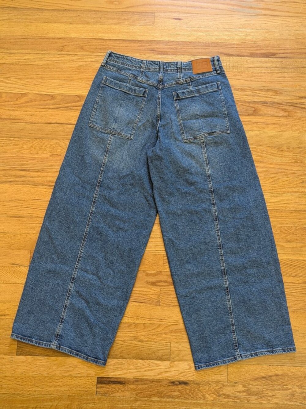 Robert Rodriguez Barrel Seamed Jeans - Picture 2 of 5